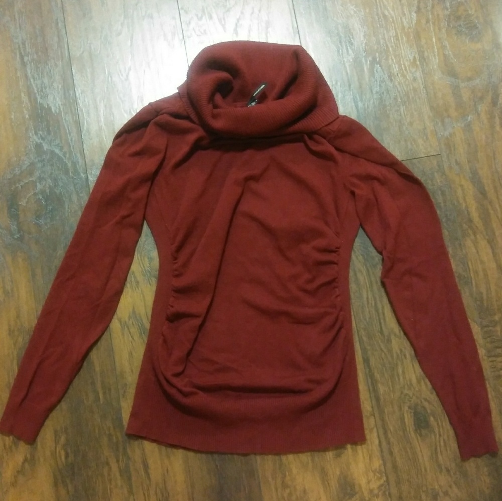 Maurices sweater